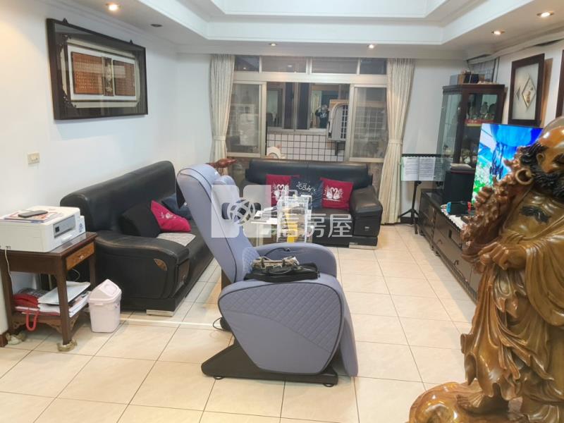 【新世紀】美麗星城四房+車位房屋室內格局與周邊環境