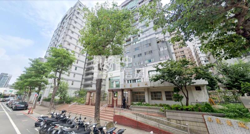 【新世紀】美麗星城四房+車位房屋室內格局與周邊環境