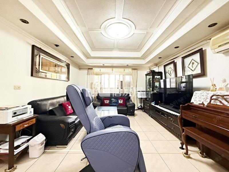 【新世紀】美麗星城四房+車位房屋室內格局與周邊環境