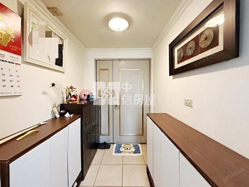 【新世紀】美麗星城四房+車位房屋室內格局與周邊環境