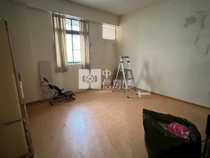 ●山林松境車庫透天房屋室內格局與周邊環境