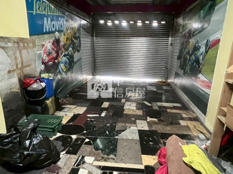 ●山林松境車庫透天房屋室內格局與周邊環境