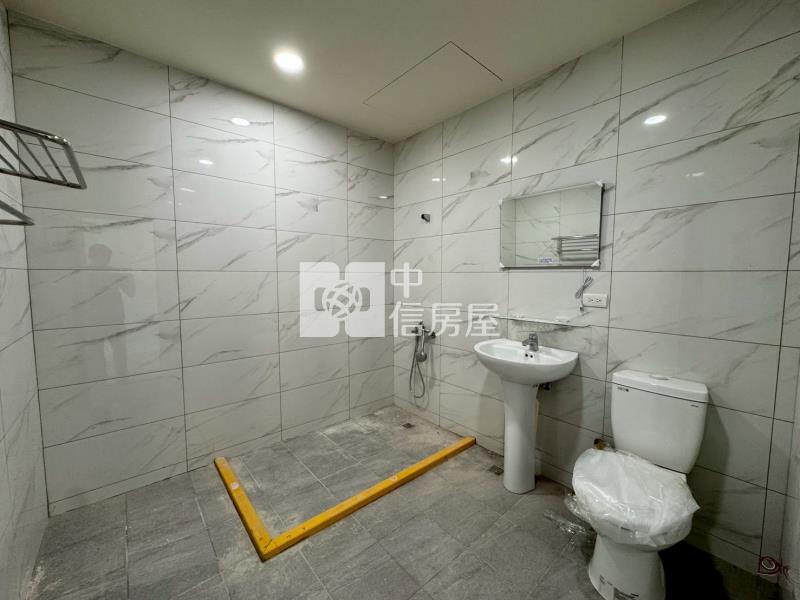 新明國中整新美透天房屋室內格局與周邊環境