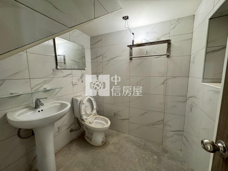 新明國中整新美透天房屋室內格局與周邊環境