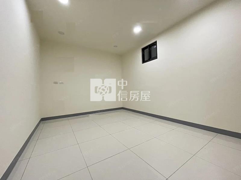 桃園國中旁整新4房美寓房屋室內格局與周邊環境