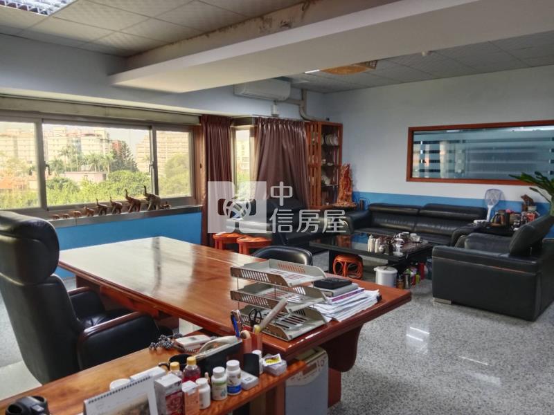 平興國中大坪數住辦房屋室內格局與周邊環境