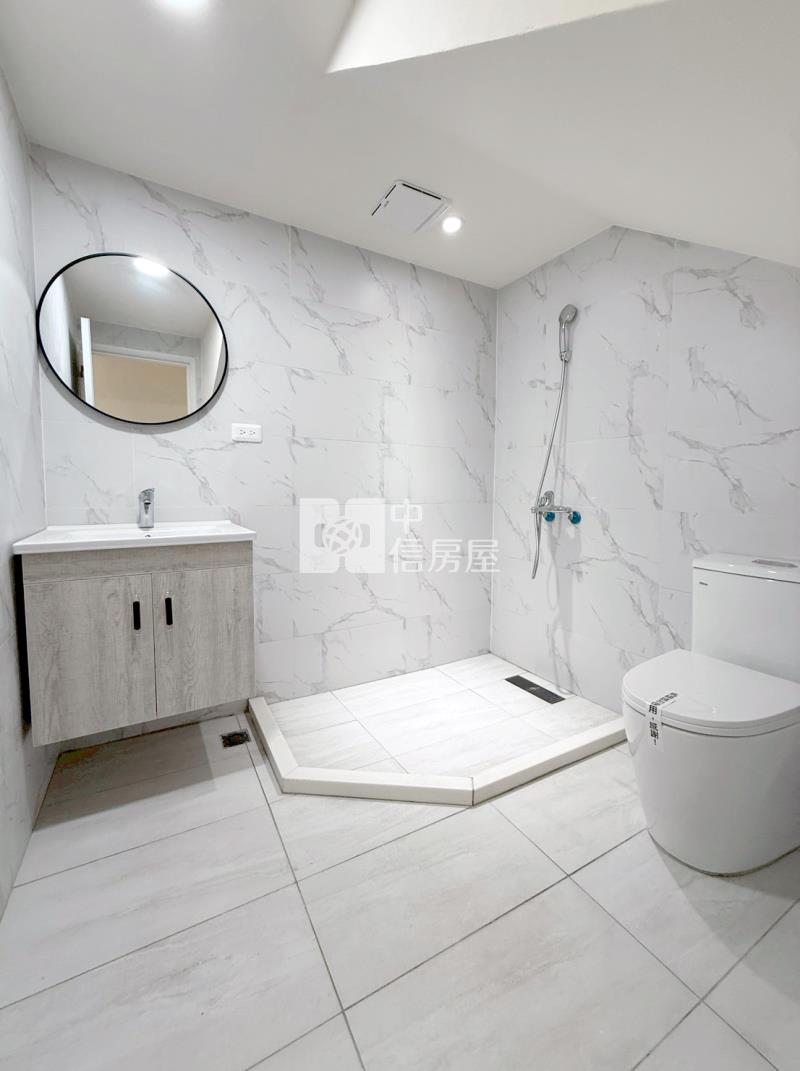 中國醫商圈漂亮大三房平車房屋室內格局與周邊環境