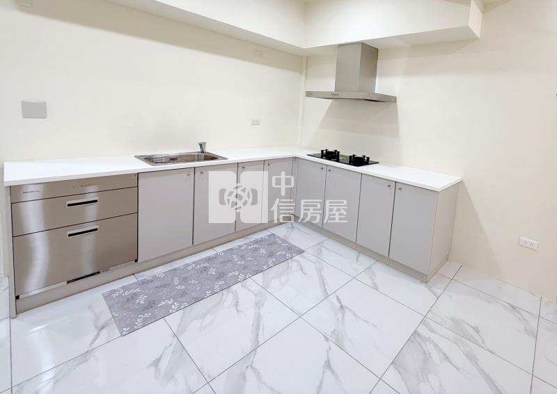 中國醫商圈漂亮大三房平車房屋室內格局與周邊環境