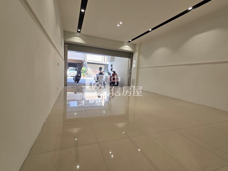 新高市場吃市透店房屋室內格局與周邊環境