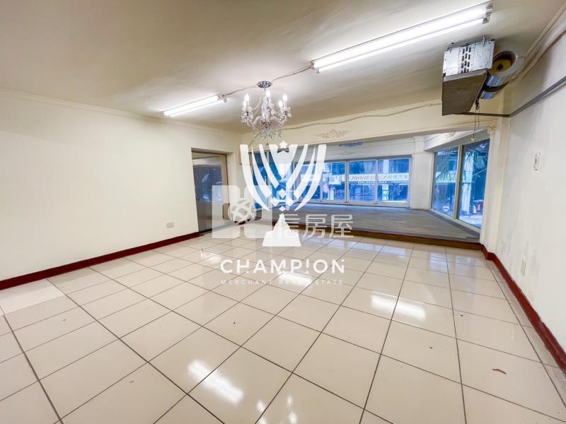 【冠軍】安樂路一段賺錢大店面房屋室內格局與周邊環境