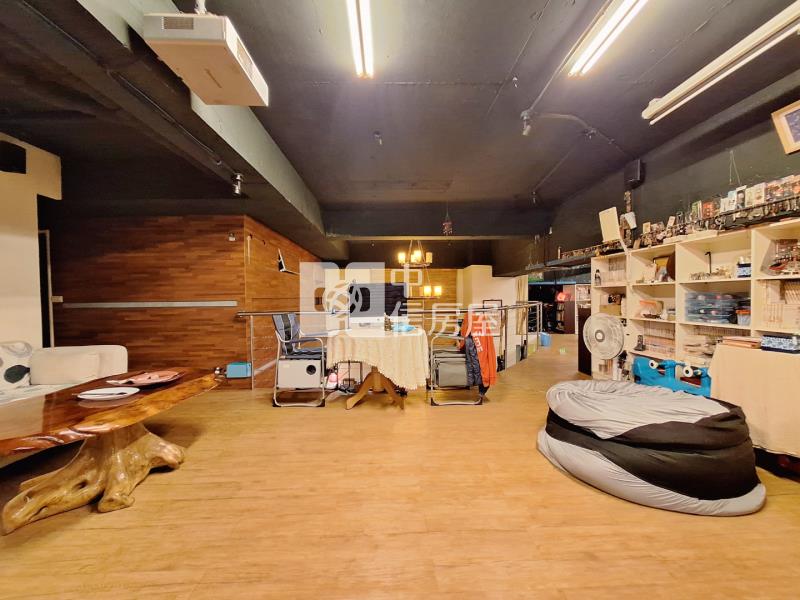 百年大鎮豪華招待所房屋室內格局與周邊環境