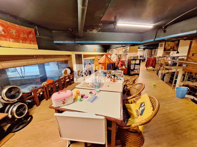 百年大鎮豪華招待所房屋室內格局與周邊環境