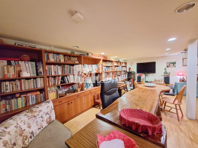 百年大鎮豪華招待所房屋室內格局與周邊環境