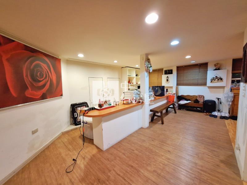 百年大鎮豪華招待所房屋室內格局與周邊環境