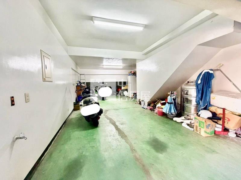 龍潭行政園區旁庭院花園雙車位美墅房屋室內格局與周邊環境