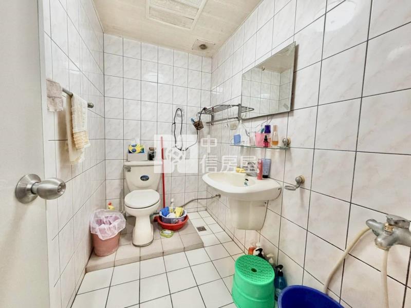 龍潭行政園區旁庭院花園雙車位美墅房屋室內格局與周邊環境