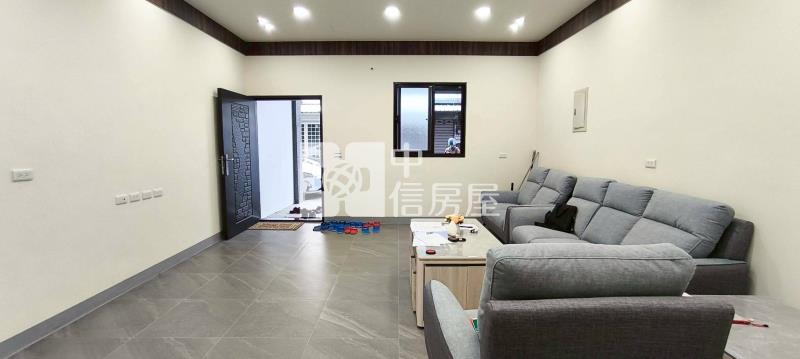 中壢區近A21、興國市場(光輝街)電梯美透天房屋室內格局與周邊環境