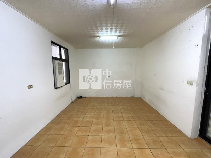 中平路臨路透天房屋室內格局與周邊環境