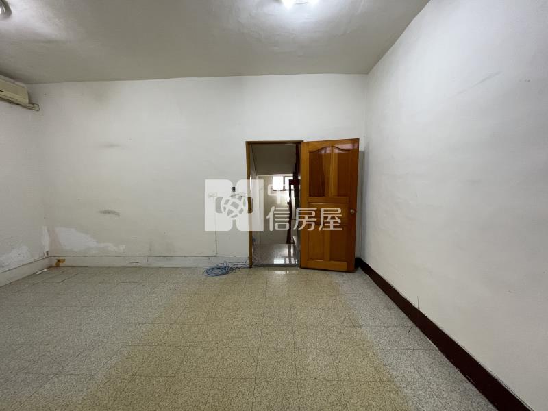 中平路臨路透天房屋室內格局與周邊環境