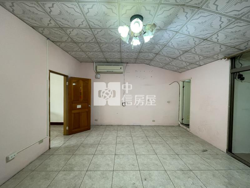 中平路臨路透天房屋室內格局與周邊環境