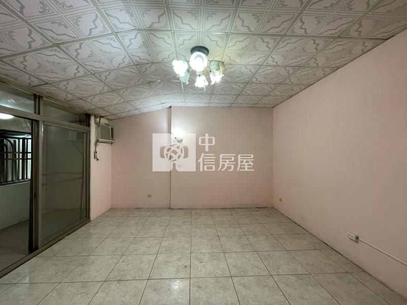 中平路臨路透天房屋室內格局與周邊環境