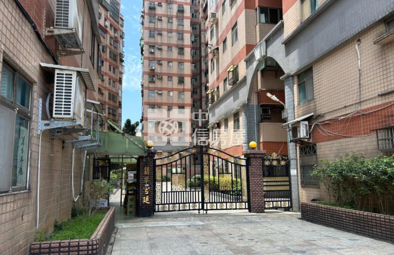 翡翠宮廷一樓2房房屋室內格局與周邊環境