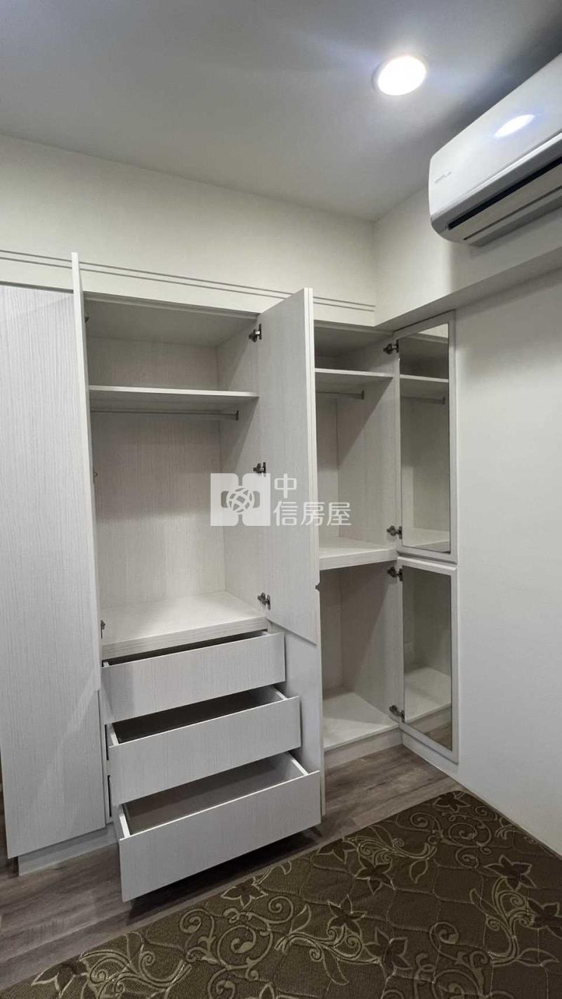 (專委)海華星鑽超美裝潢二房+車房屋室內格局與周邊環境