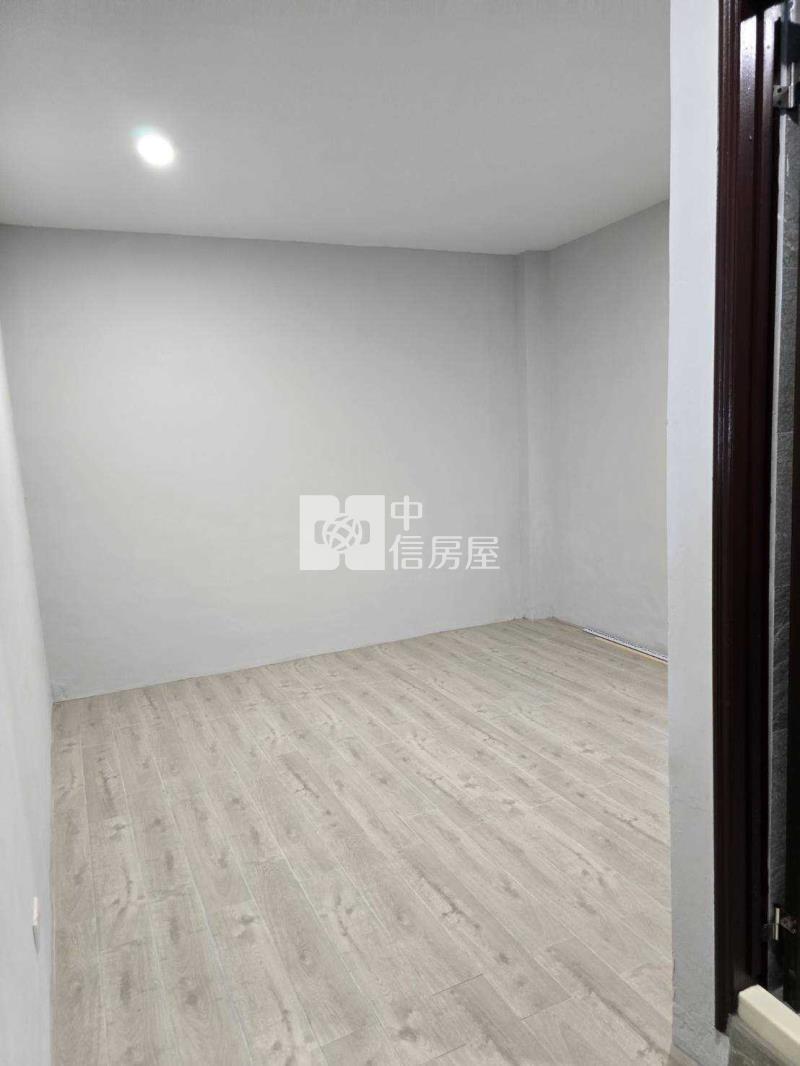 楊梅交流道透天房屋室內格局與周邊環境