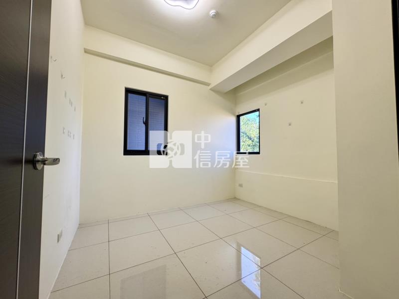 幸福中興三房平車房屋室內格局與周邊環境