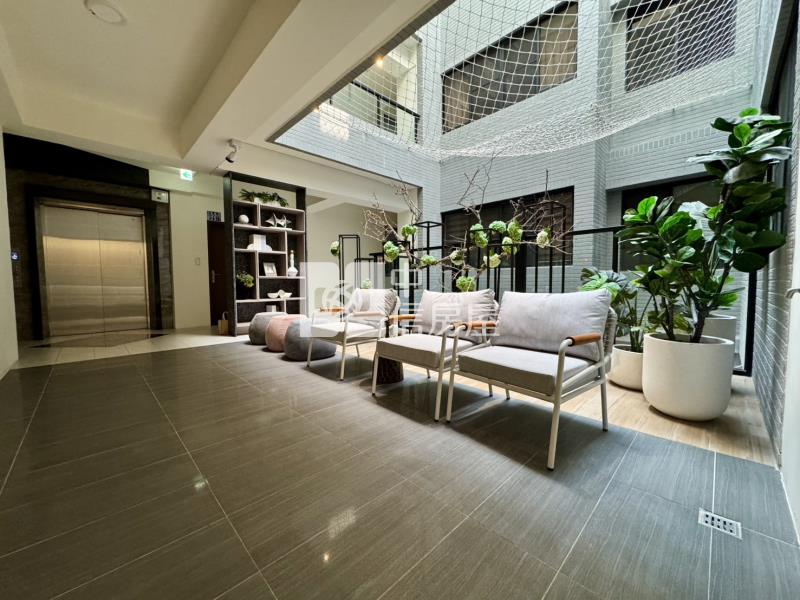 幸福中興三房平車房屋室內格局與周邊環境