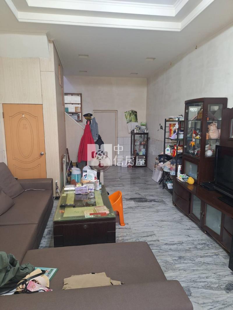 小港區金城路透天宅房屋室內格局與周邊環境