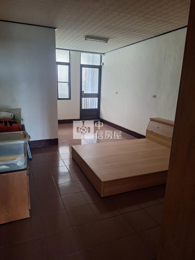 小港區金城路透天宅房屋室內格局與周邊環境