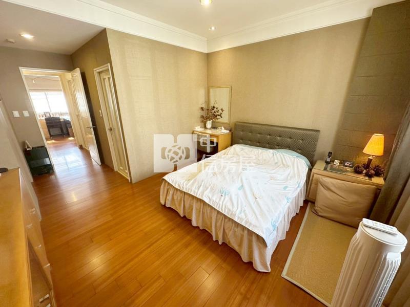 五期全友天池高樓四房平車視野戶房屋室內格局與周邊環境