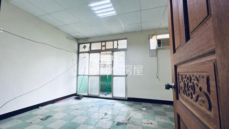 近北商金陵路旁透天房屋室內格局與周邊環境