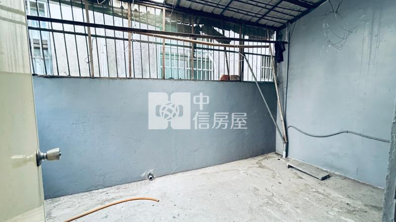 近北商金陵路旁透天房屋室內格局與周邊環境