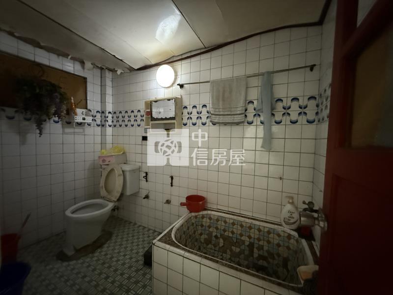 近龍岡圓環低總價透天房屋室內格局與周邊環境