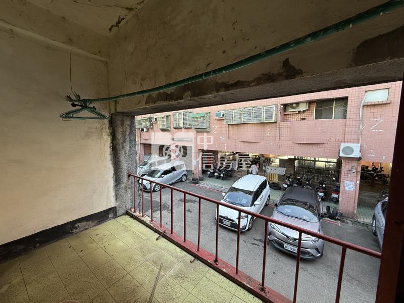 近龍岡圓環低總價透天房屋室內格局與周邊環境