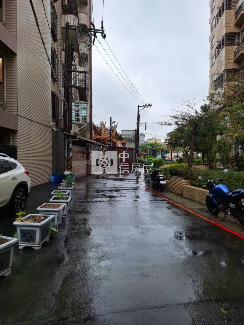 中壢後站三鐵共構全新雙套房房屋室內格局與周邊環境