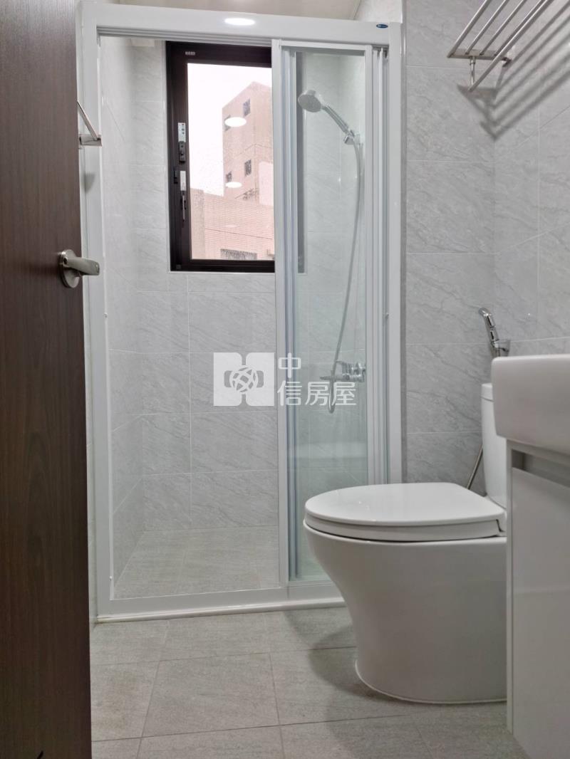 中壢後站三鐵共構全新雙套房房屋室內格局與周邊環境