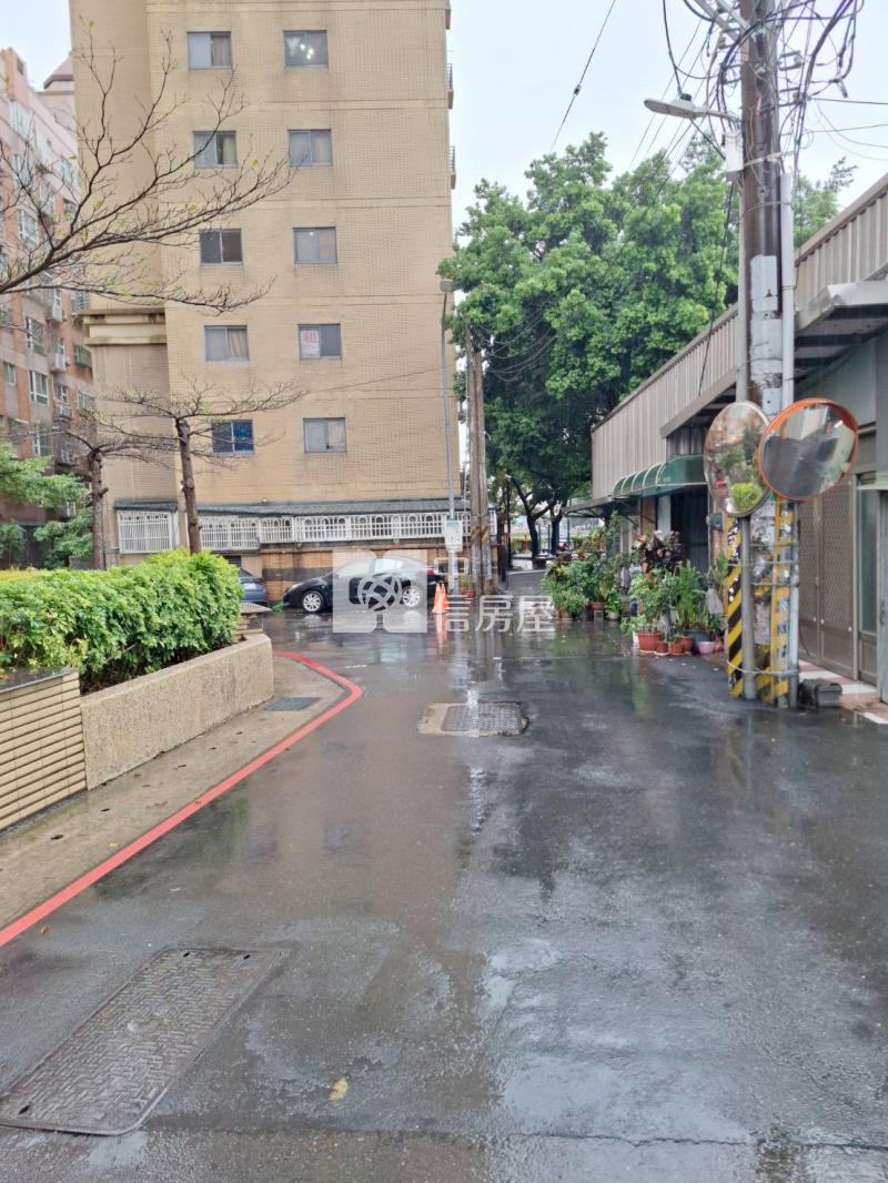 中壢後站三鐵共構全新雙套房房屋室內格局與周邊環境