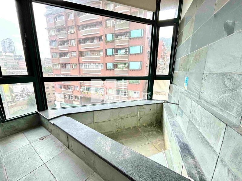 礁溪山那邊雙陽台邊間1+1房房屋室內格局與周邊環境