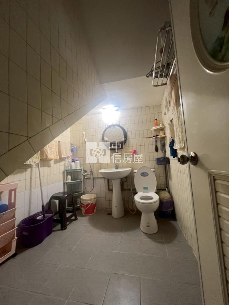 新光重劃區大地坪美透天房屋室內格局與周邊環境