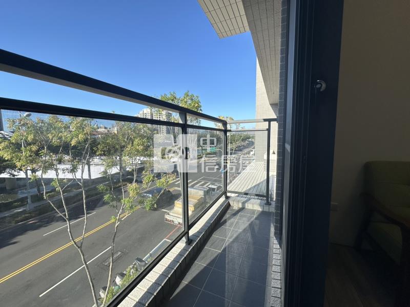 昌祐閱灣兩房溪景戶房屋室內格局與周邊環境