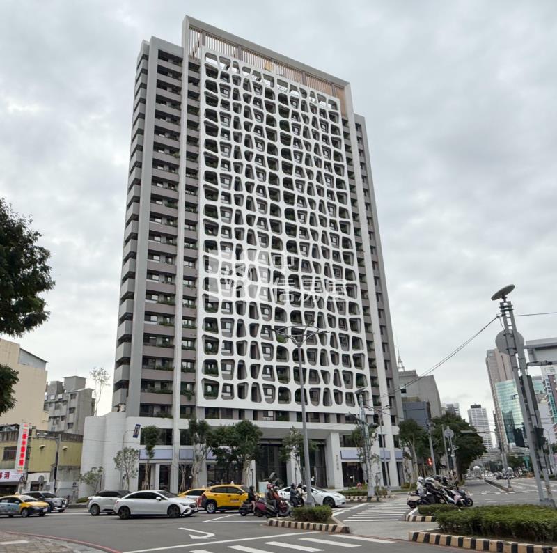 大通大美台灣大道205坪全新店霸房屋室內格局與周邊環境