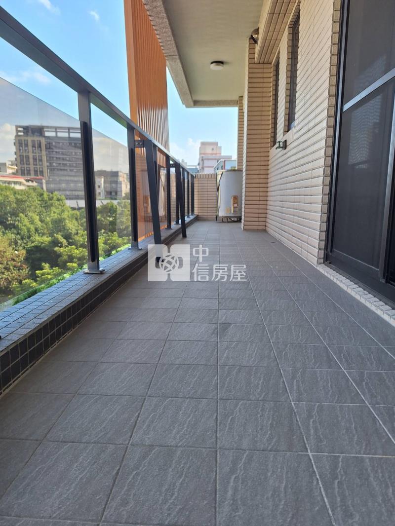 中壢後站三鐵共構全新兩房車房屋室內格局與周邊環境