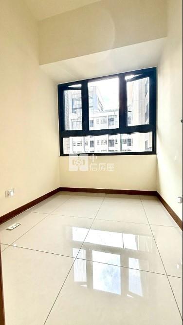 近三井幸福成高樓層兩房平車房屋室內格局與周邊環境