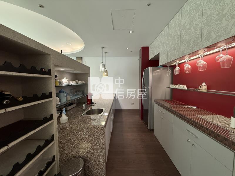 好市多原2房附車位裝潢戶房屋室內格局與周邊環境