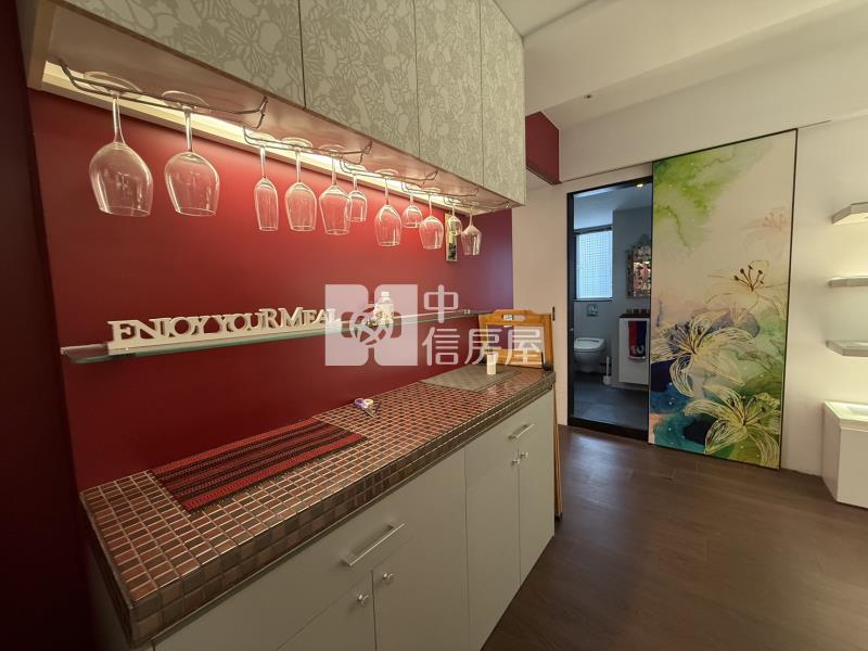 好市多原2房附車位裝潢戶房屋室內格局與周邊環境