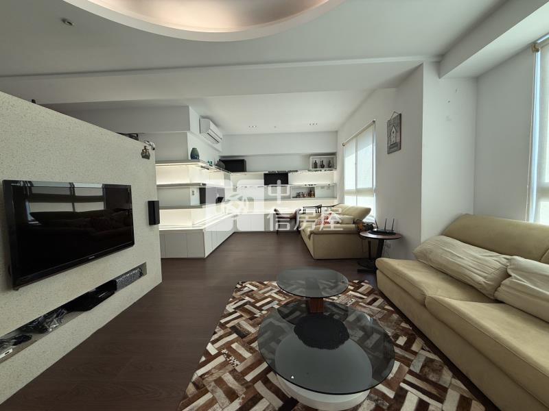 好市多原2房附車位裝潢戶房屋室內格局與周邊環境