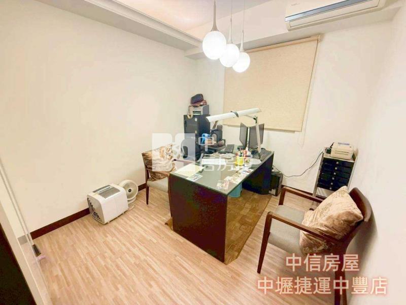 專-近SOGO庭院別墅房屋室內格局與周邊環境